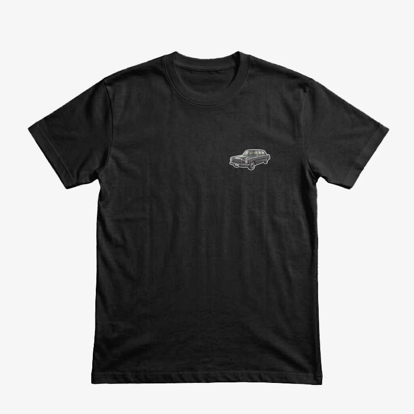 Clothing Mockup 31817 front