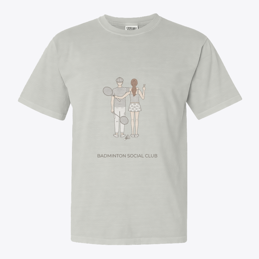 Badminton Sosyal Kulübü Vintage Tasarım tasarımlı bej tişört